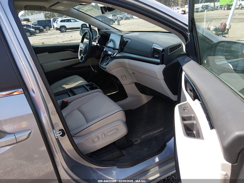 2025 Honda Odyssey Touring