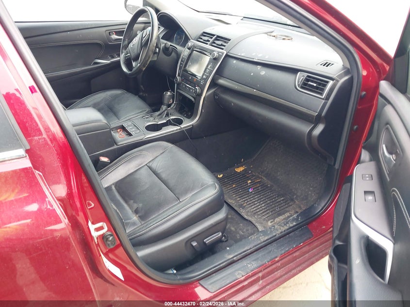 2015 Toyota Camry Hybrid Xle