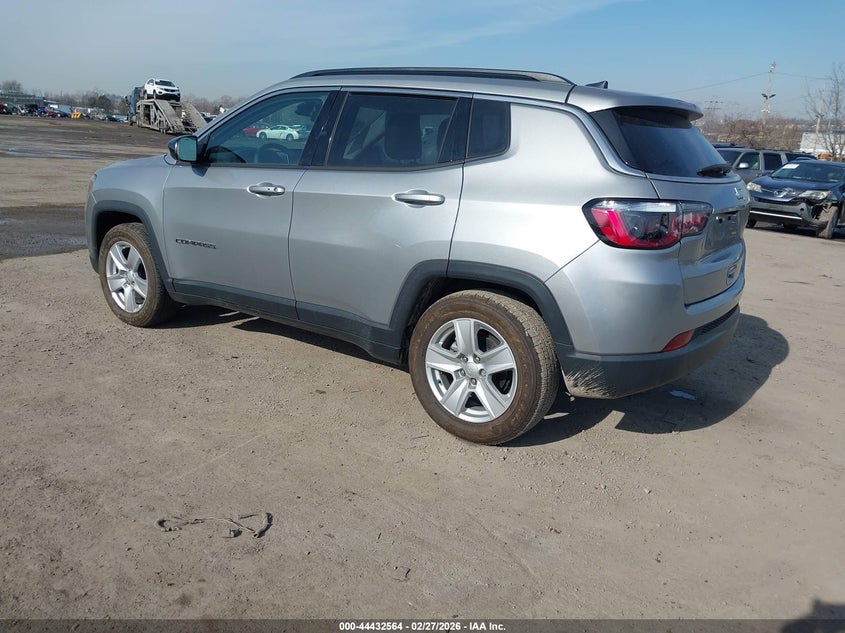 2022 Jeep Compass Latitude Fwd