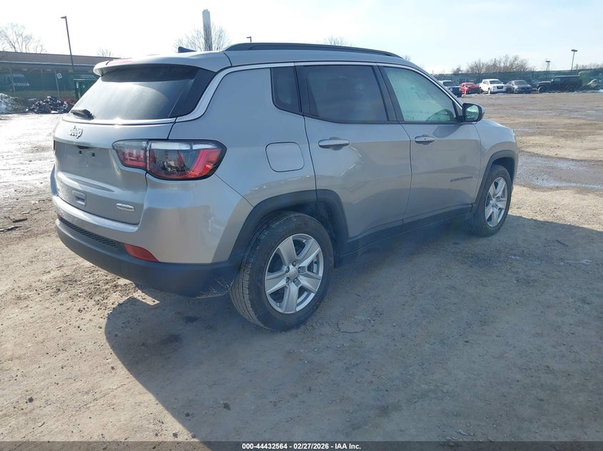 2022 Jeep Compass Latitude Fwd