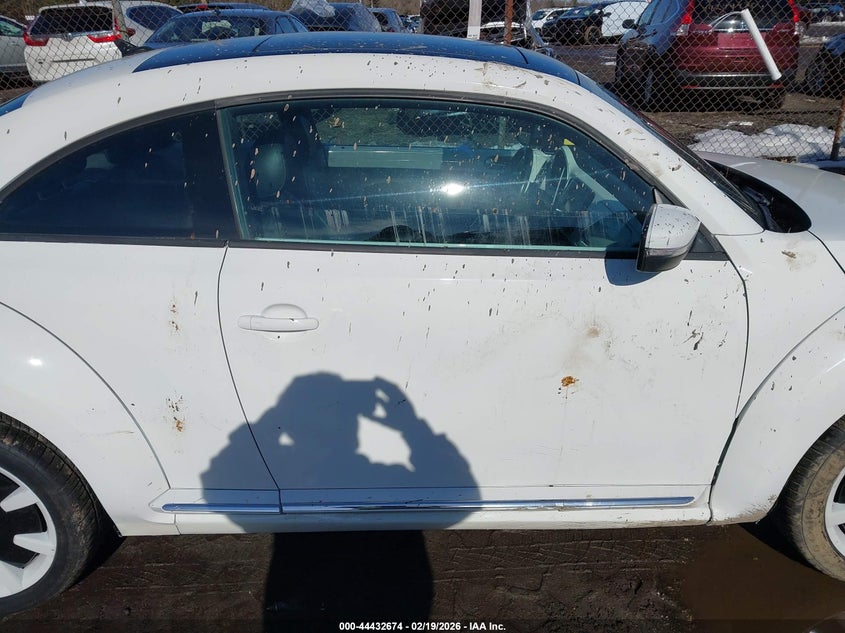 2012 Volkswagen Beetle 2.5L