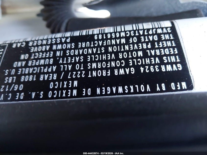 2012 Volkswagen Beetle 2.5L VIN: 3VWJP7AT3CM656189 Lot: 44432674