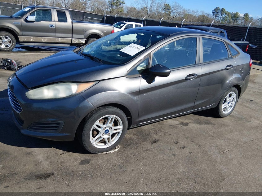 VIN 3FADP4BJ6KM157645 2019 FORD FIESTA SE