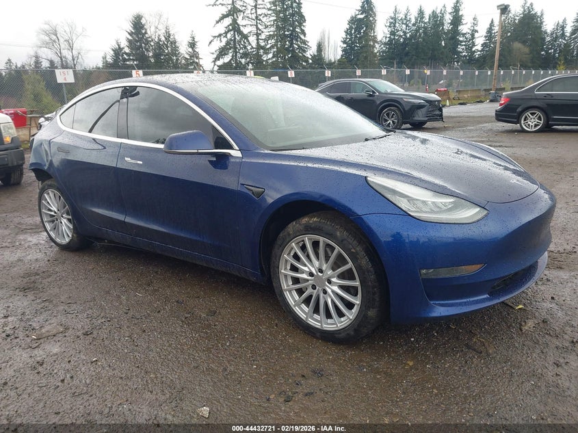 2018 Tesla Model 3 Long Range/Performance