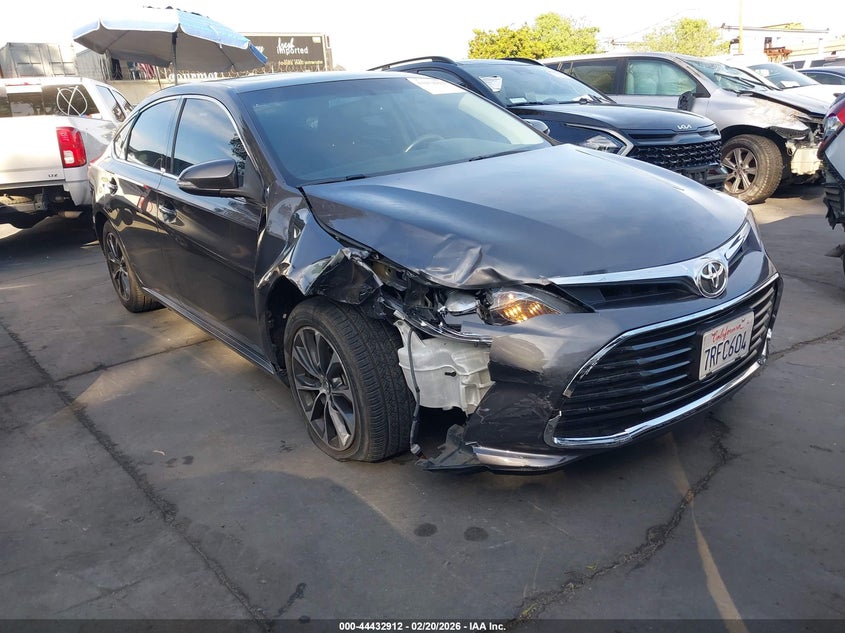 2016 Toyota Avalon Xle Plus