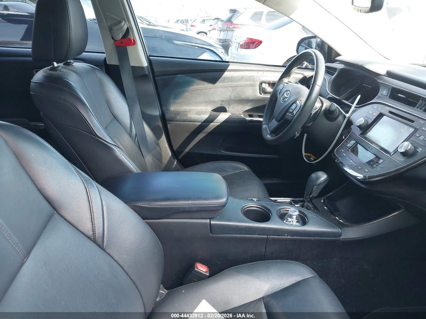 2016 Toyota Avalon Xle Plus