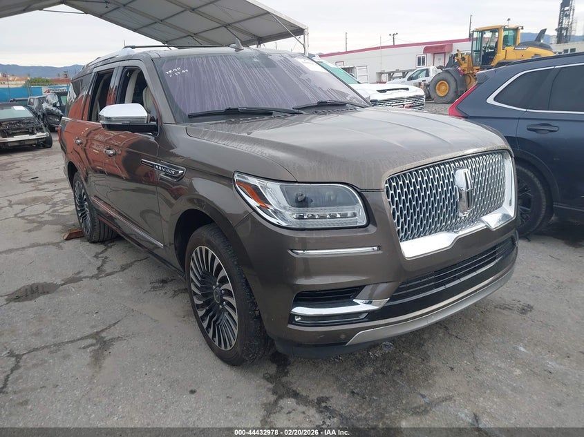 2018 Lincoln Navigator Black Label