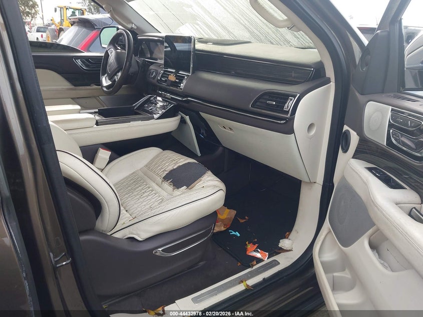 2018 Lincoln Navigator Black Label