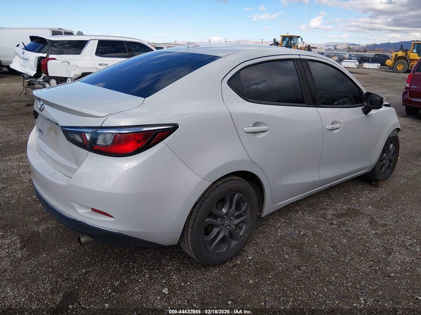 2019 Toyota Yaris Le