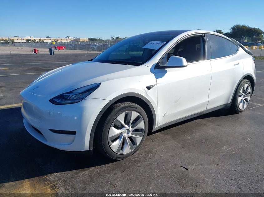 2023 Tesla Model Y Awd/Long Range Dual Motor All-Wheel Drive