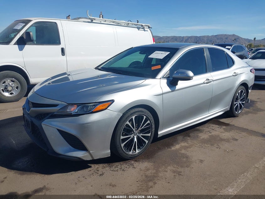 2020 Toyota Camry Se