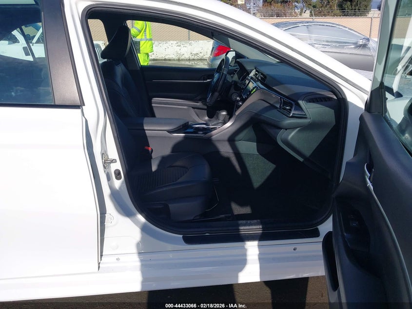 2020 Toyota Camry Se Nightshade Edition