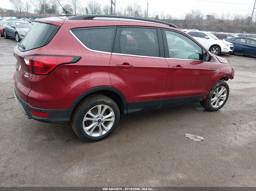 2019 Ford Escape Sel