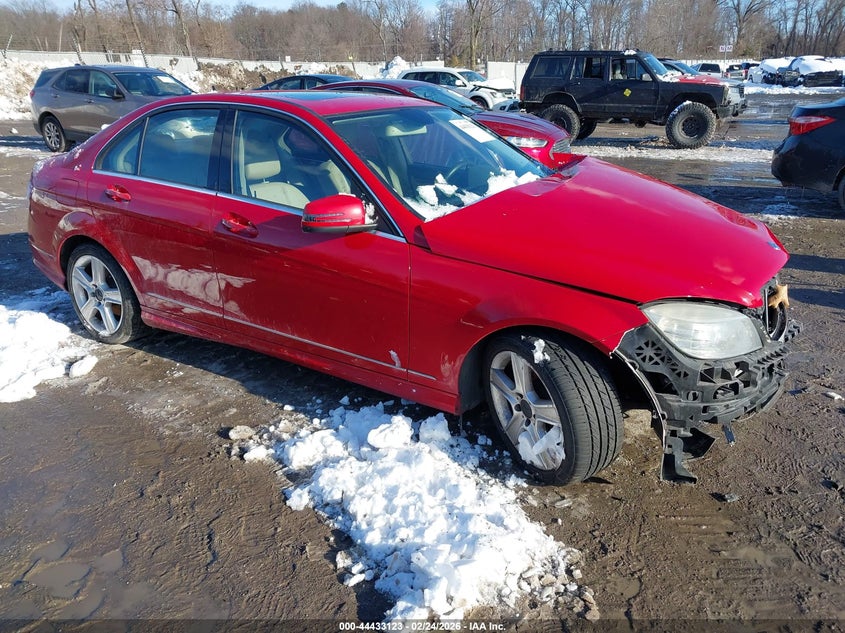 2010 Mercedes-Benz C 300 Luxury 4Matic/Sport 4Matic