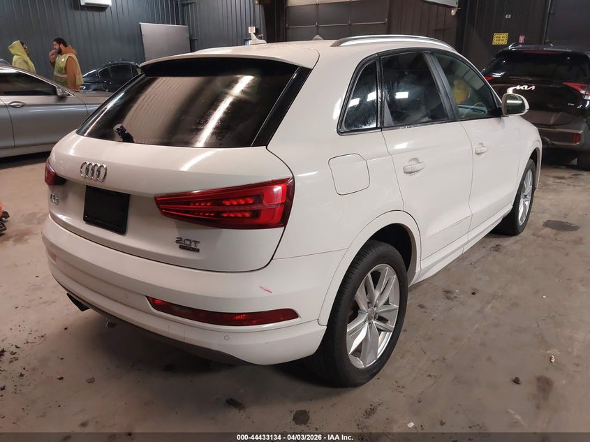 Vin: wa1eccfs6hr006362, lot: 44929774, audi q3 2.0t premium 20174
