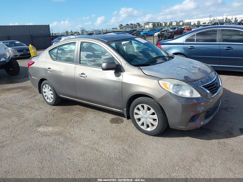 2012 Nissan Versa 1.6 Sv