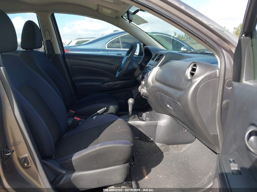2012 Nissan Versa 1.6 Sv