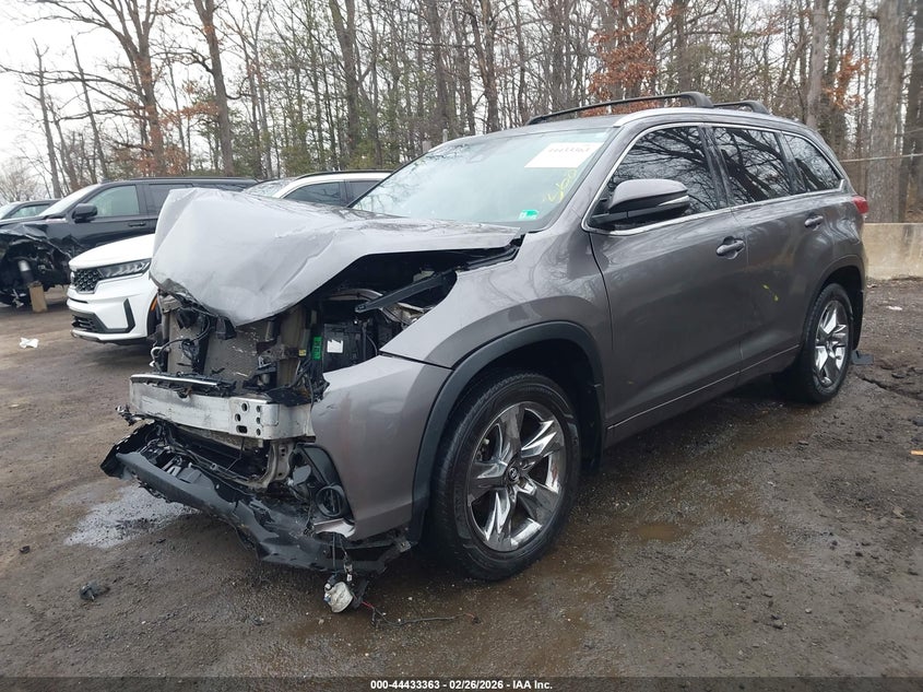 2018 Toyota Highlander Limited Platinum