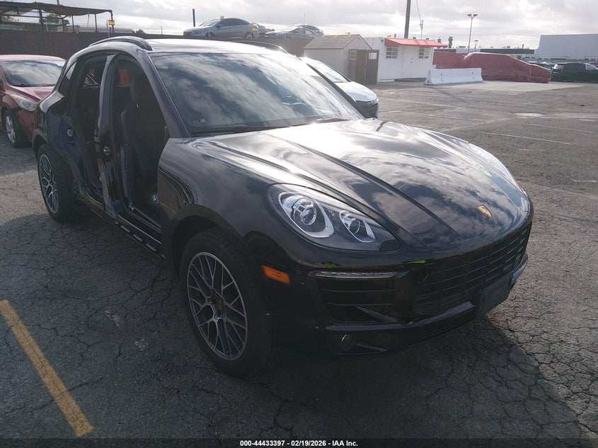 2018 Porsche Macan Sport Edition