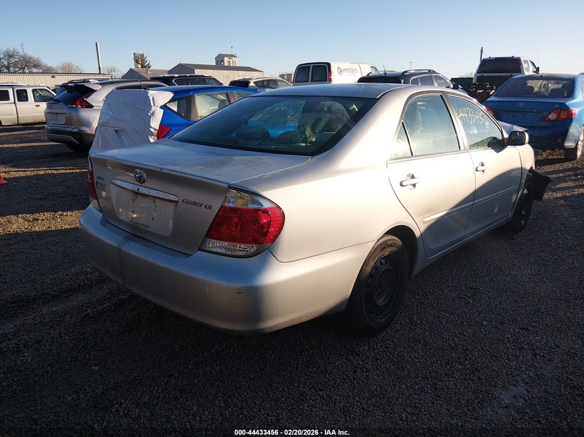 2005 Toyota Camry Le
