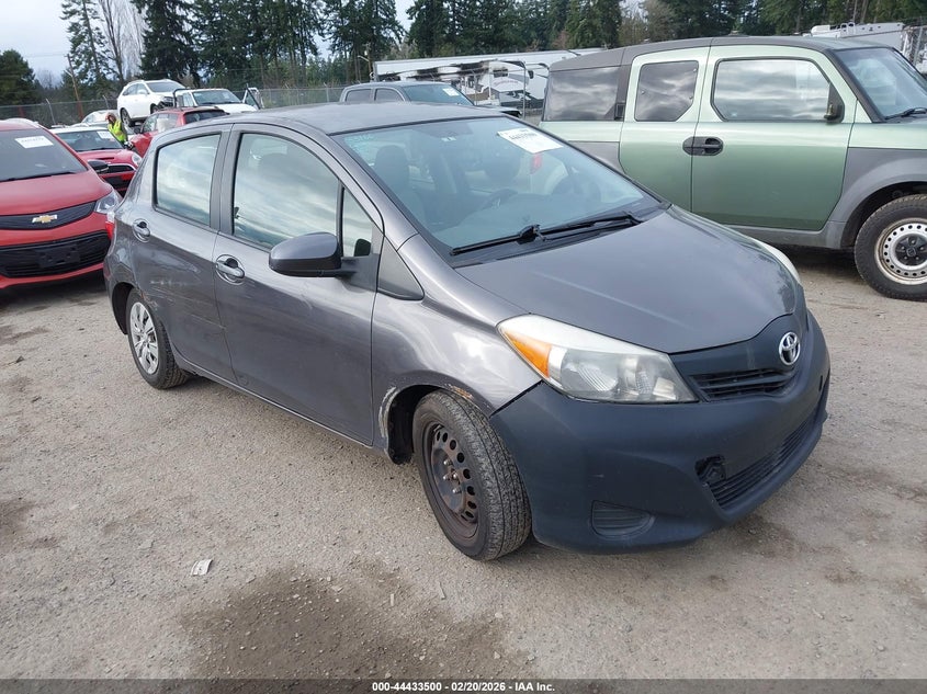 2013 Toyota Yaris Le