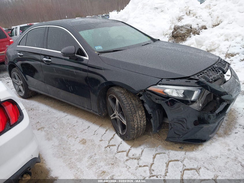 2020 Mercedes-Benz A 220 4Matic
