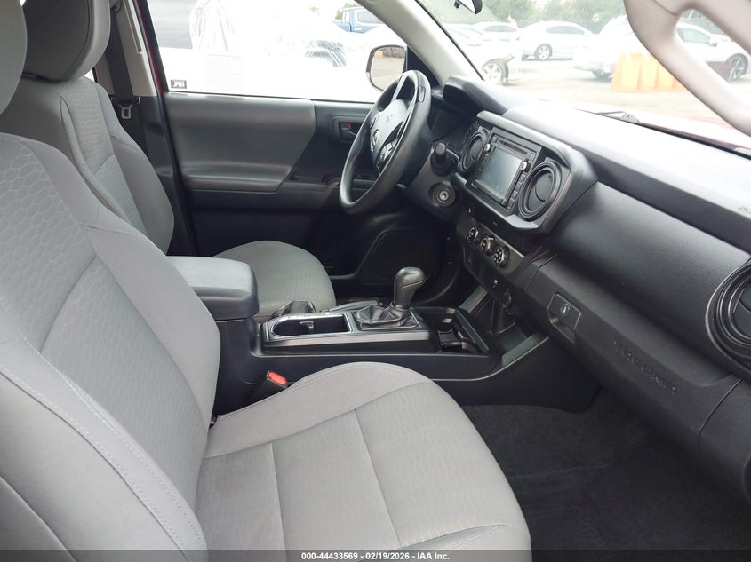 2019 Toyota Tacoma Sr