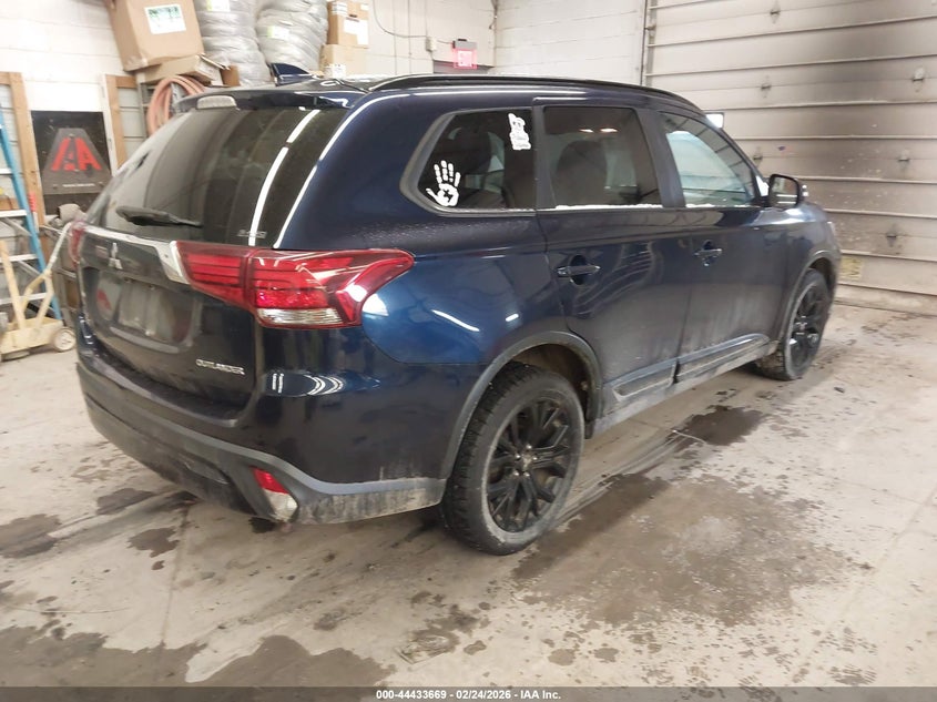 2019 Mitsubishi Outlander Le