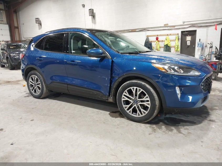 2022 Ford Escape Sel