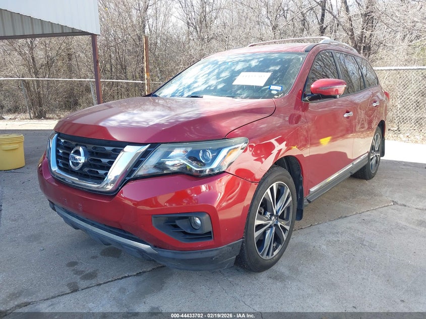 2017 Nissan Pathfinder Platinum