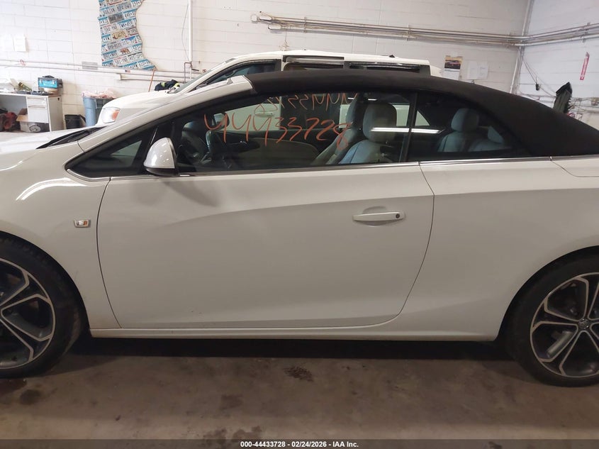 2018 Buick Cascada Premium VIN: W04WH3N55JG042160 Lot: 44433728