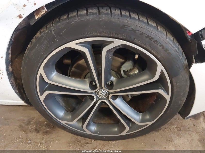 2018 Buick Cascada Premium VIN: W04WH3N55JG042160 Lot: 44433728