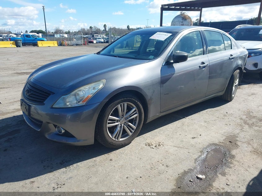 2012 Infiniti G37 Journey