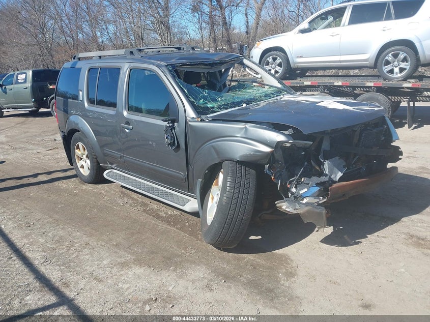 2008 Nissan Pathfinder Se