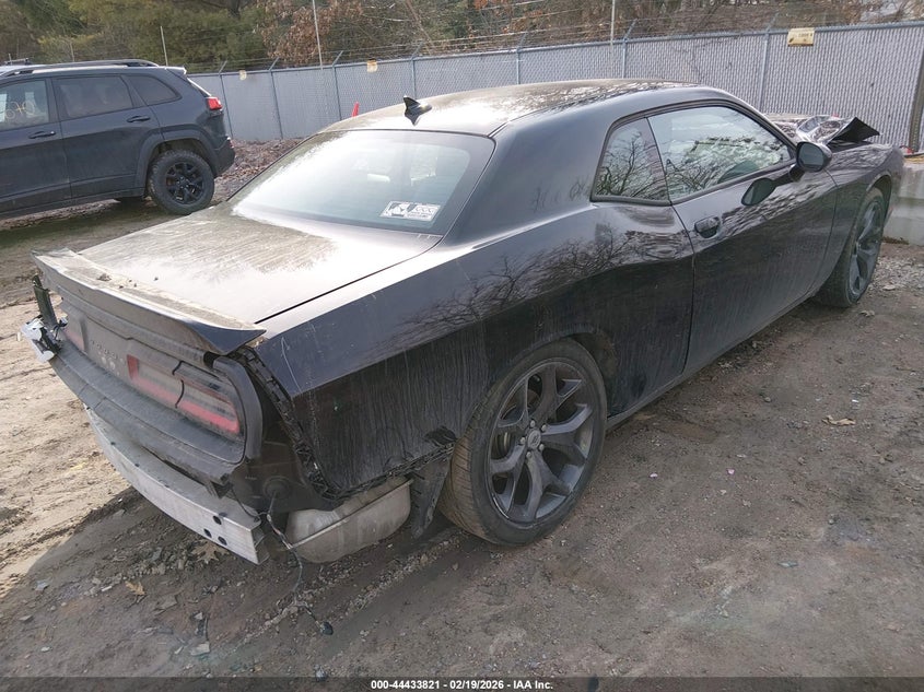 2017 Dodge Challenger Sxt