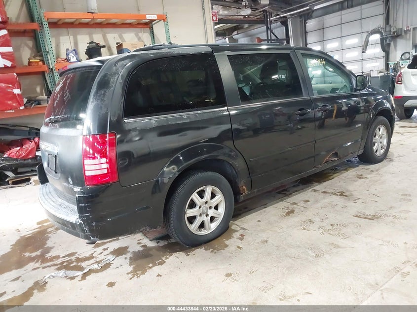 2008 Chrysler Town & Country Touring