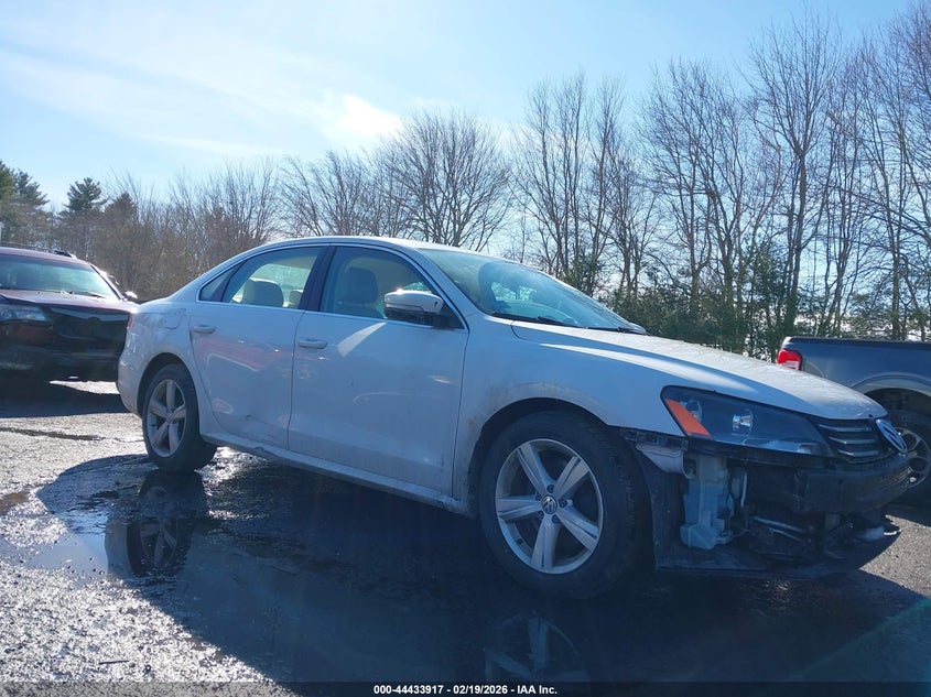 2013 Volkswagen Passat 2.5L Se
