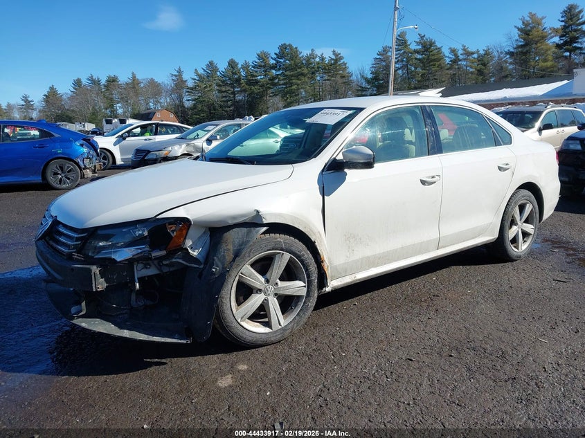 2013 Volkswagen Passat 2.5L Se