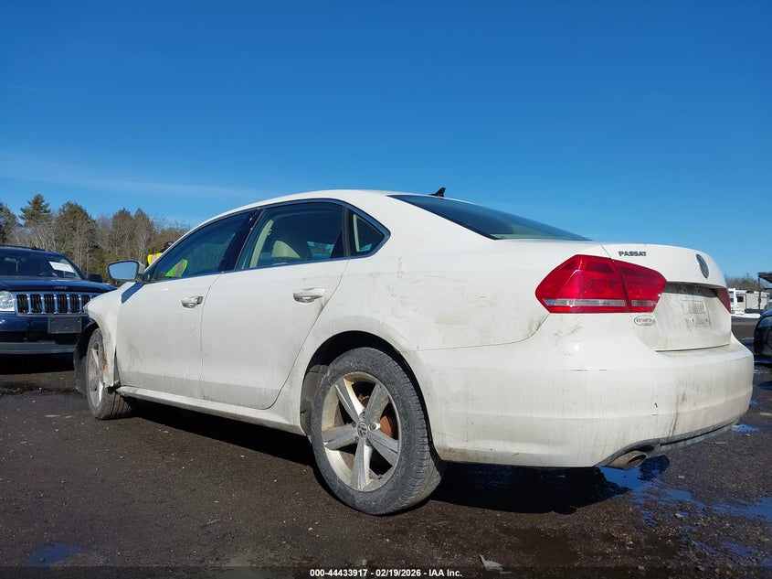 2013 Volkswagen Passat 2.5L Se