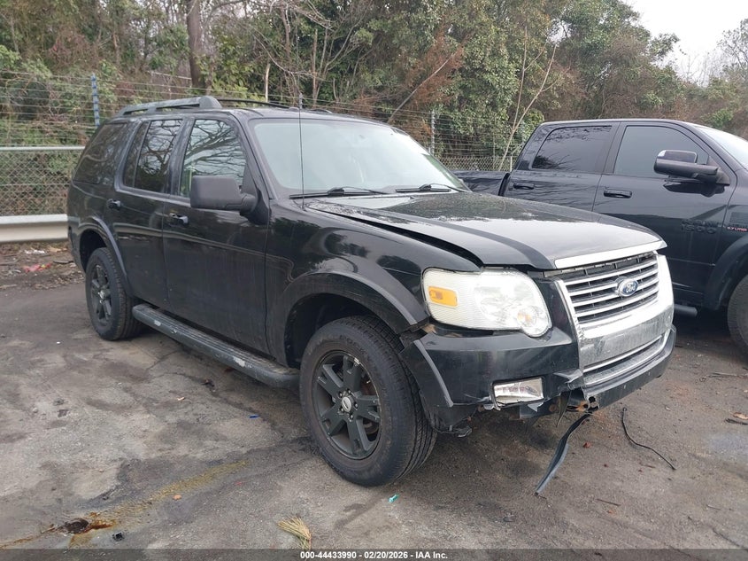 2010 Ford Explorer Xlt