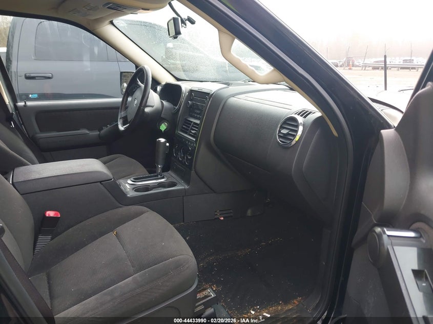 2010 Ford Explorer Xlt