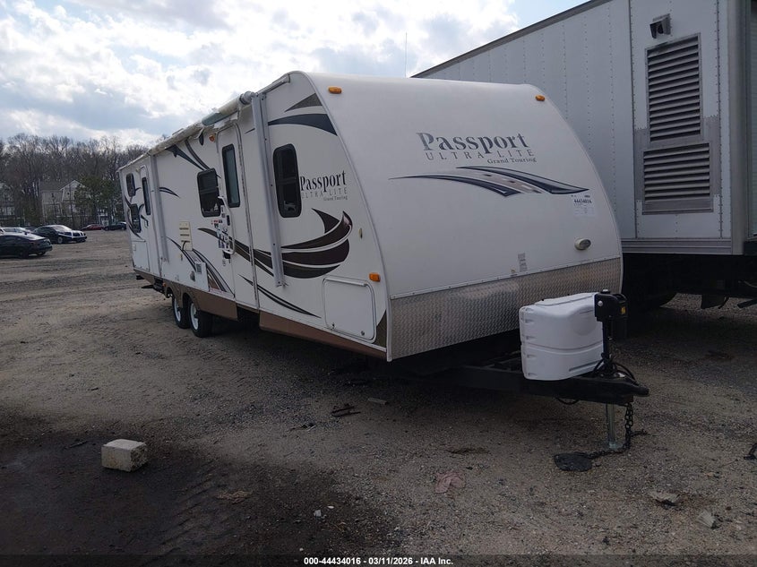 4YDT32225ET413162 KEYSTONE PASSPORT Photo 1