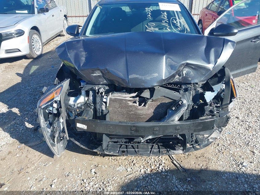 VIN 5NPD84LF5LH549900 2020 HYUNDAI ELANTRA SEL