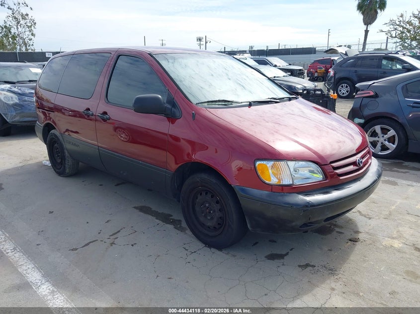 2001 Toyota Sienna Ce