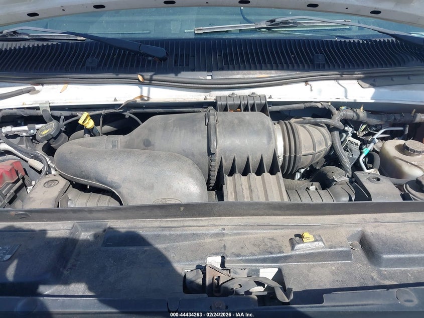 1FDWE3FS9HDC43702 2017 Ford E-350 E-350 Cutaway white