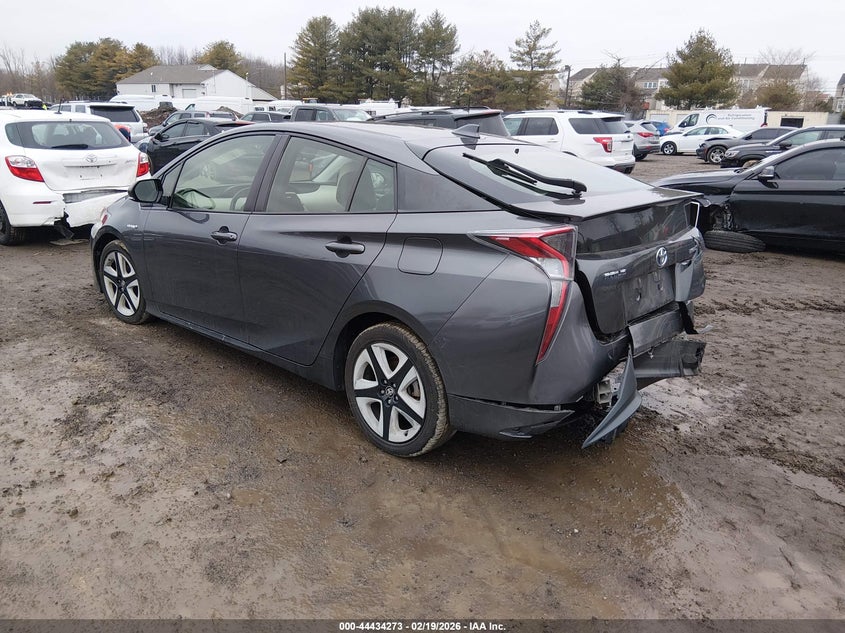 2016 Toyota Prius Three Touring