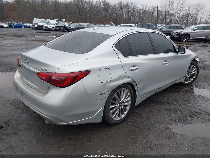 2018 Infiniti Q50 3.0T Luxe