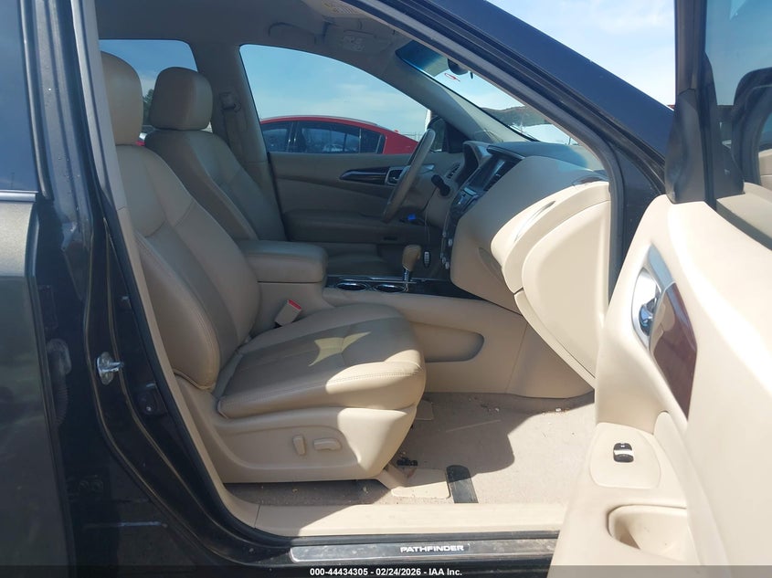 2015 Nissan Pathfinder Sl