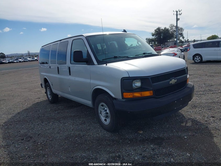 2016 Chevrolet Express 2500 Ls