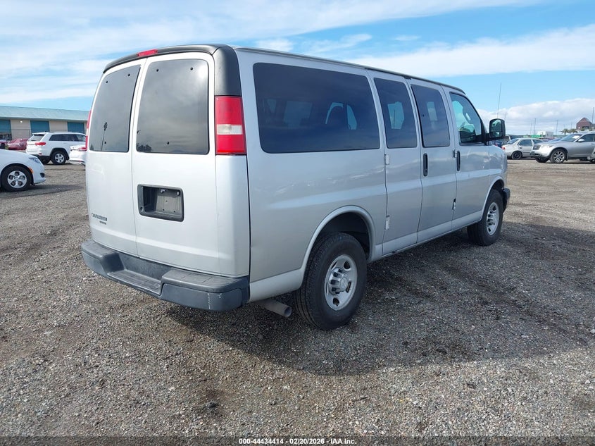 2016 Chevrolet Express 2500 Ls